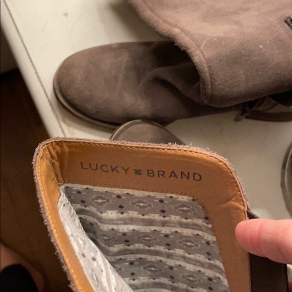 Lucky taupe suede boots - Picture 10 of 11